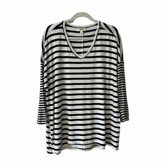 Style & Co. Black & White Striped Shirt 3/4 Sleeve  - Size Medium - Picture 1 of 7